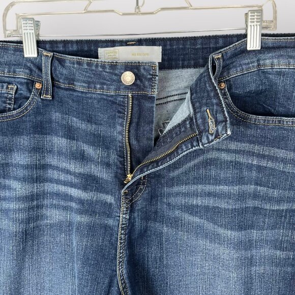Signature Levi Strauss Cropped Jeans Womens Size 20 Mid Rise Capri - Picture 5 of 10